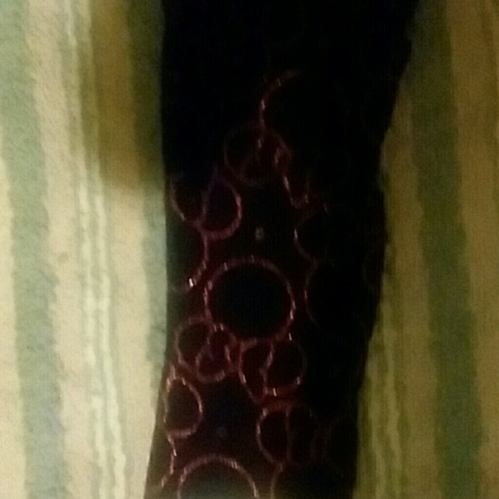 Black pink minnie mose leggings. Not sure of og $